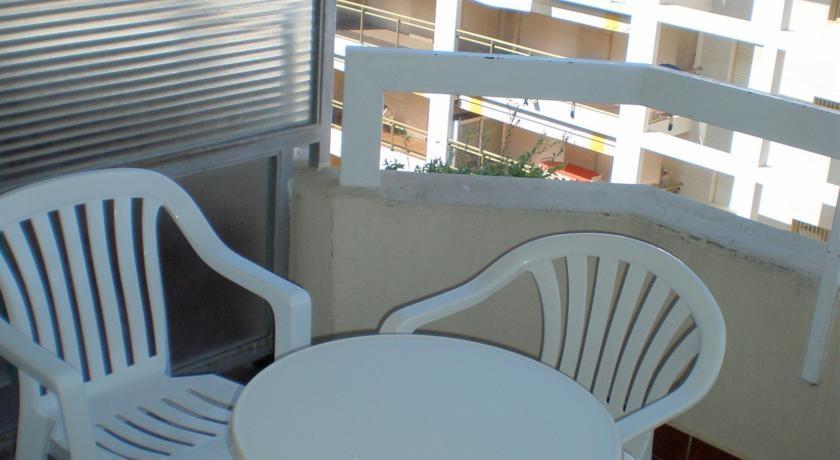 Rentalmar Alboran Apartments Salou Exterior photo