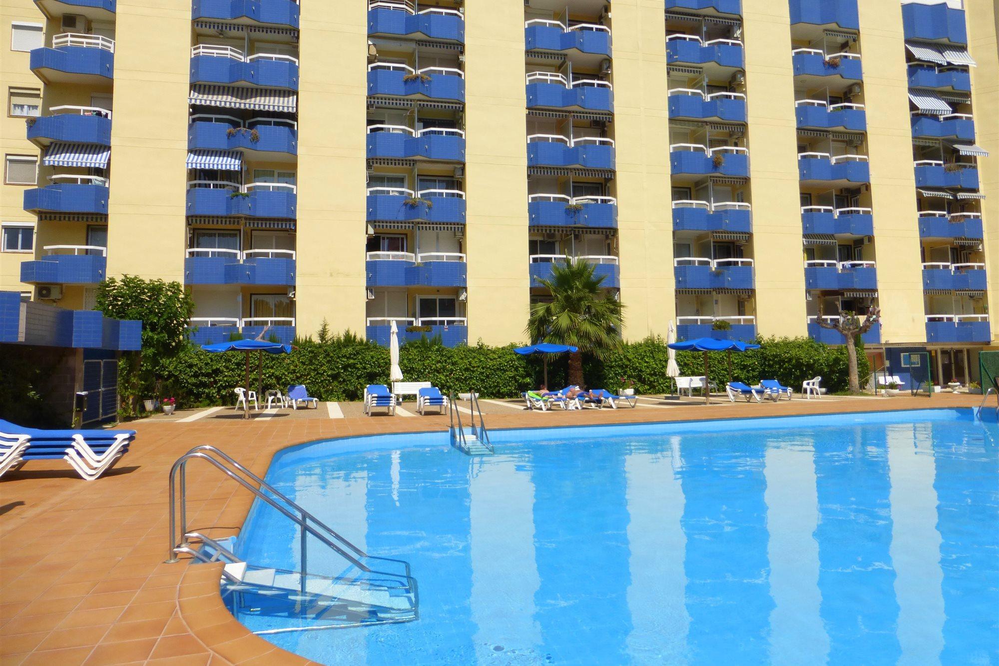 Rentalmar Alboran Apartments Salou Exterior photo