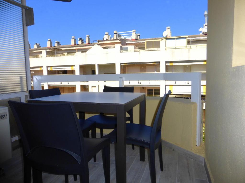 Rentalmar Alboran Apartments Salou Exterior photo